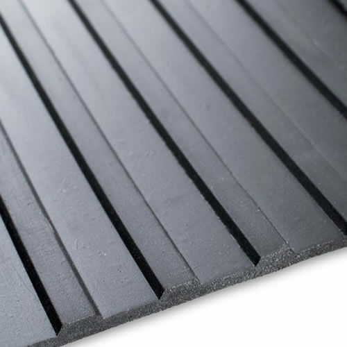 6 mm Büyük Oluklu Lastik Levha Siyah (En: 1,2 Metre Boy: 1 Metre)